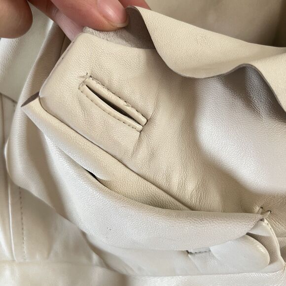 Arden B. white Lamb leather short sleeve crop jacket size M Soft - Picture 5 of 8